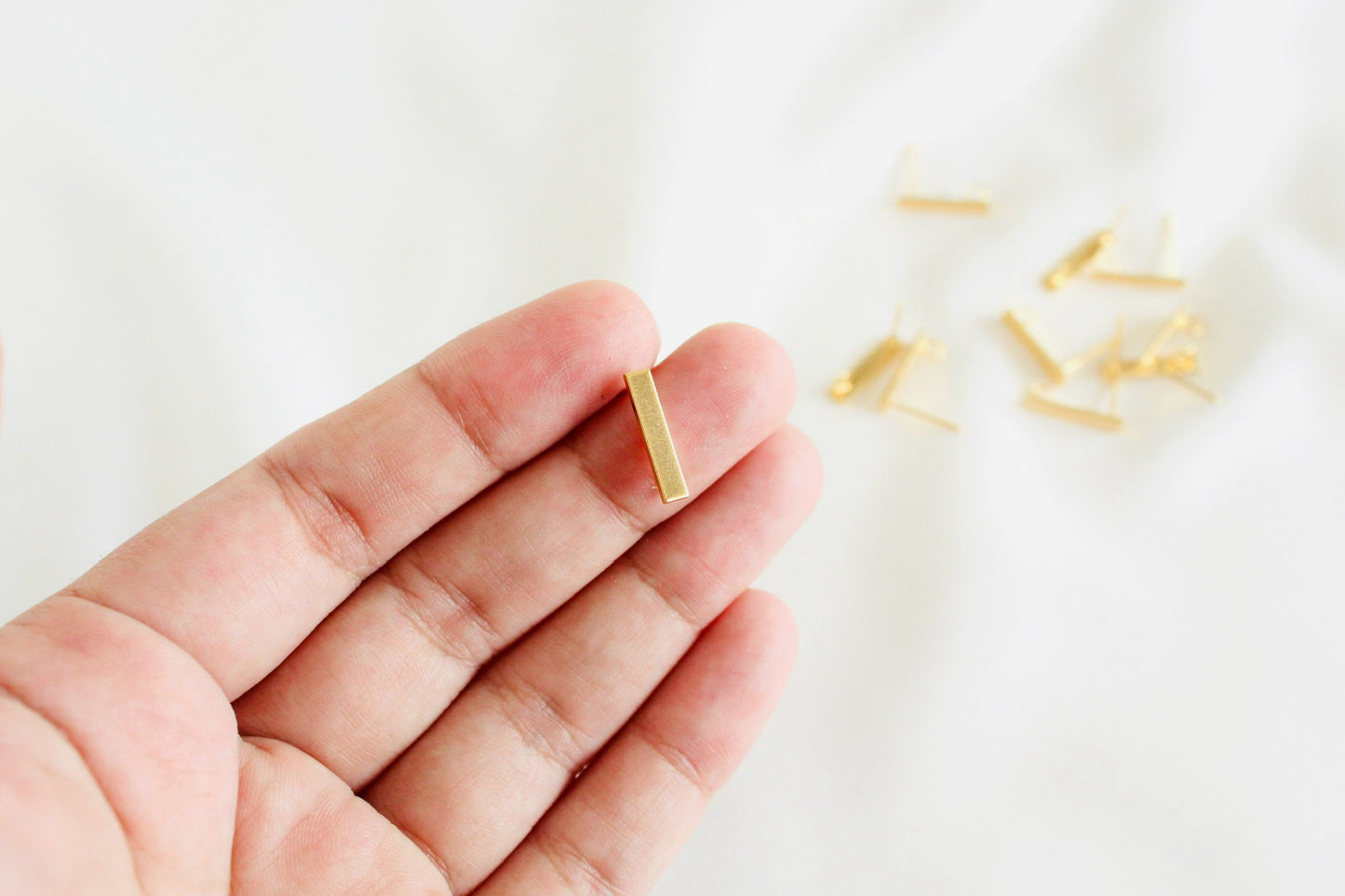 18k gold bar post ( 2pcs )