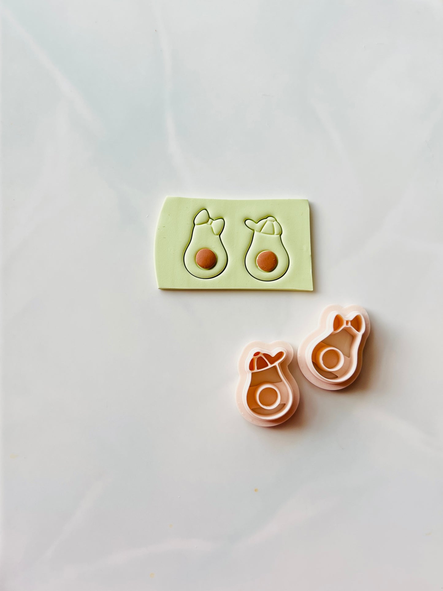 Avocado couple cutter set