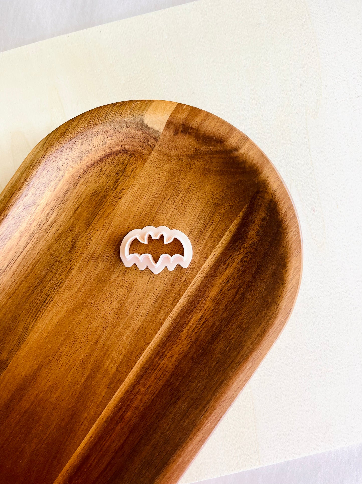 Bat cutter