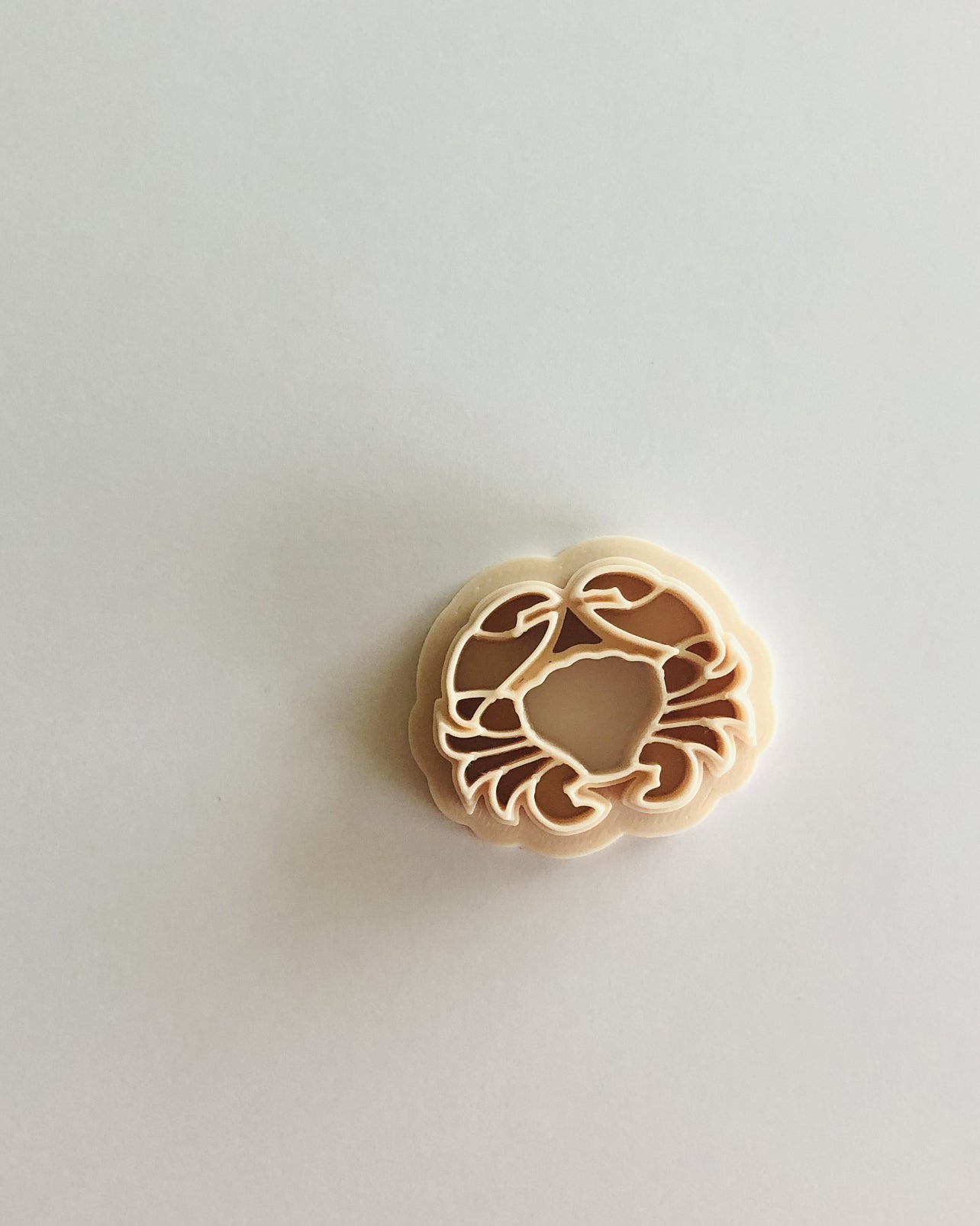Embossed crab cutter