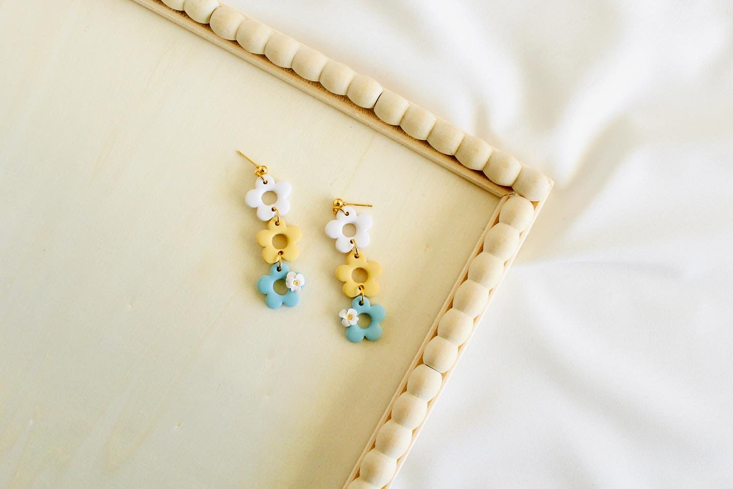 ALICE 3 flowers dangle