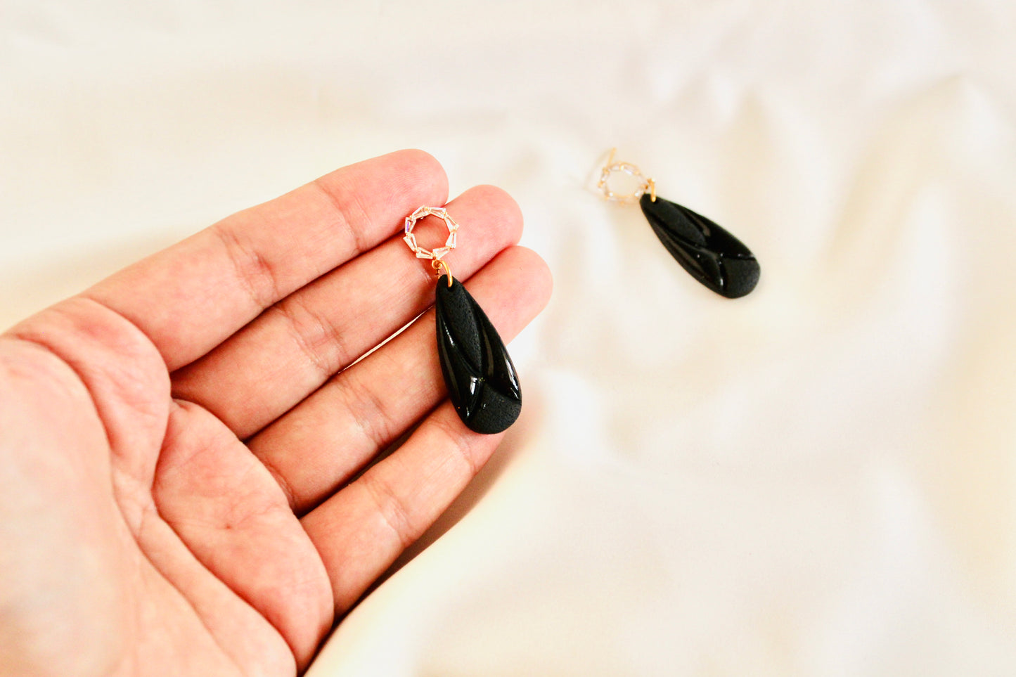 sara ~ elegant black earrings |valentine black earrings