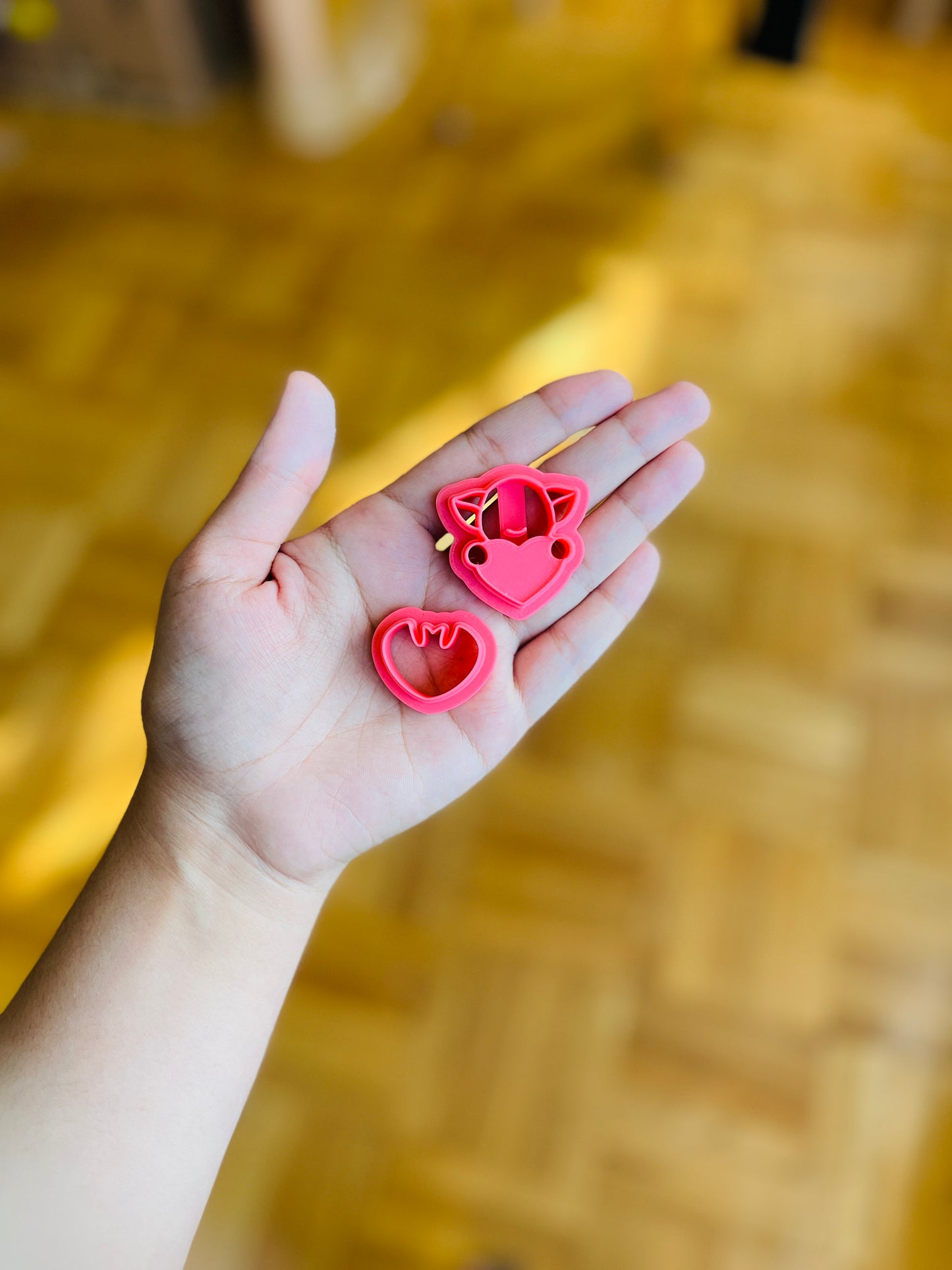 Baby monk valentine no6( set of 2 cutters )