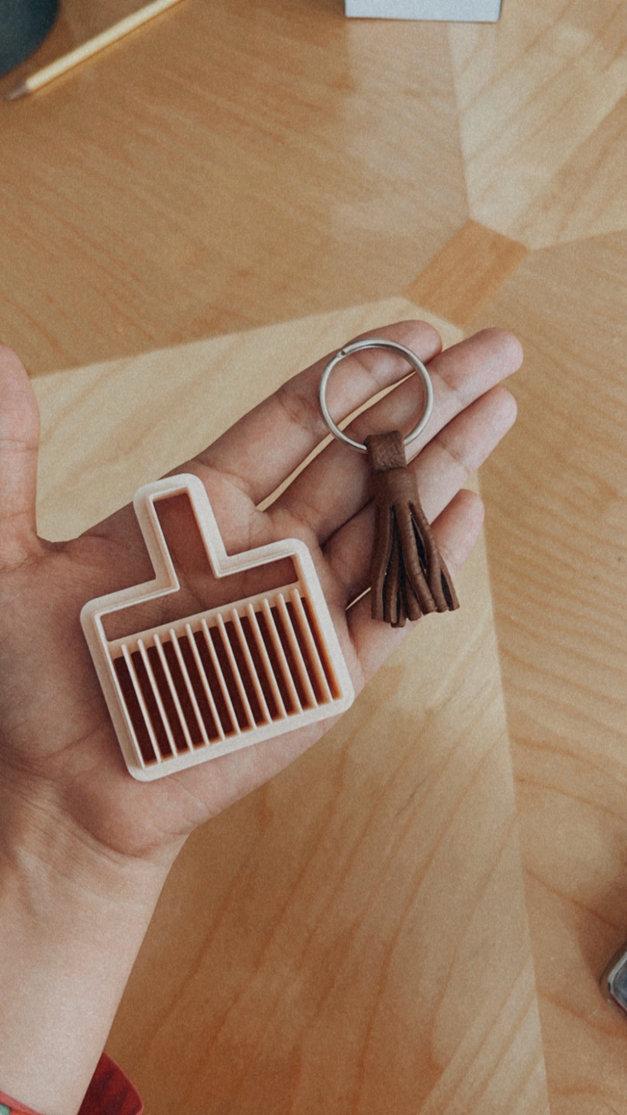 Tassel leather Keyring Cutter