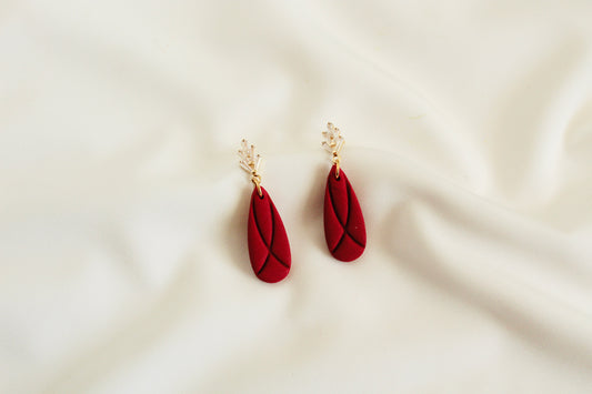 Denna ~ elegant statement earrings