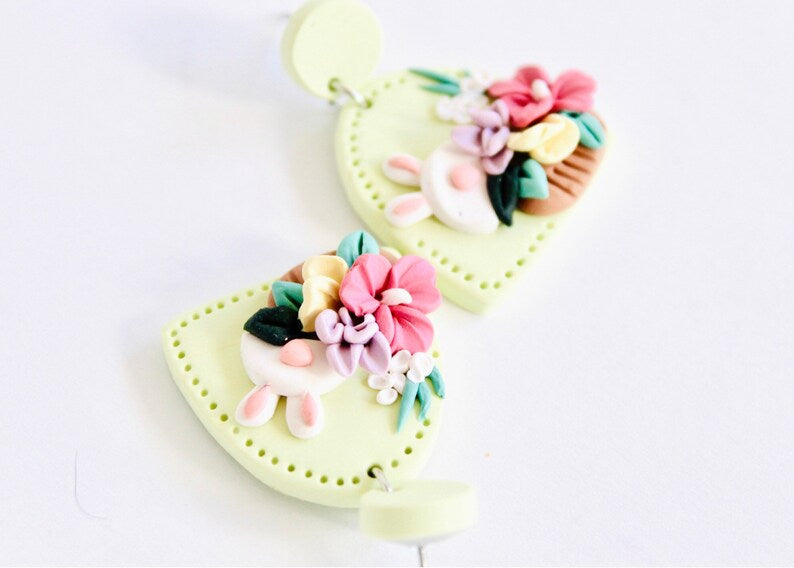 Easter bunny floral basket clay earrings , spring easter bunny earring , floral basket hoop clay earring , easter basket gift, clay earring